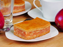 Gedeckter Apfelkuchen